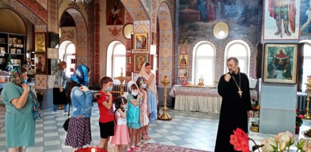 Детский реабилитационный центр «Доброта» посетил храм Воскресения Словущего г. Приморско-Ахтарска