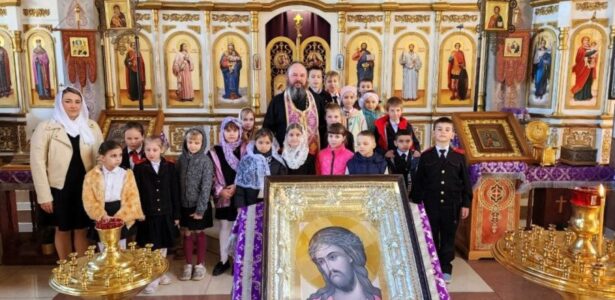 Воспитанники ДК станицы Бриньковской посетили храм