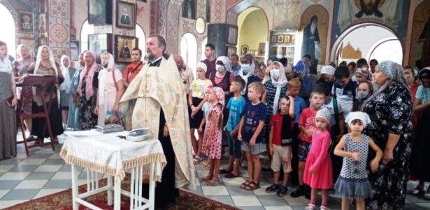 Молебны перед началом нового учебного года прошли в храме Воскресения Словущего