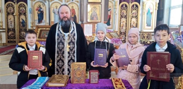 Школьники станицы Бриньковской посетили храм