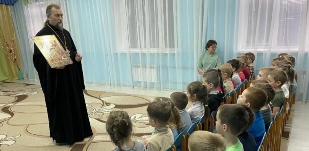 Тематические встречи в детских садах Приморско-Ахтарска