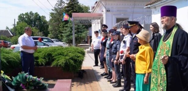 В Приморско-Ахтарске состоялось торжественное мероприятие, посвященное 305-летию российской полиции