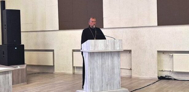 Благочинный Приморско-Ахтарского округа церквей участвовал в заседании Общественной палаты