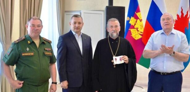 Благочинный Приморско-Ахтарского округа церквей участвовал в 21 сессии Совета муниципального округа