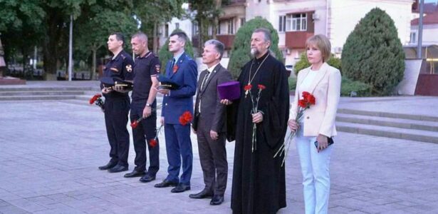 Духовенство Приморско-Ахтарского благочиния участвовало в акции «Свеча Памяти»