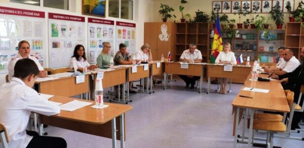 Духовник Бриньковского кадетского корпуса участвовал в работе приёмной комиссии