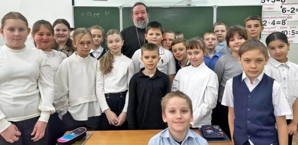 Урок на тему «Заповеди блаженства» в Приморско-Ахтарской школе № 3