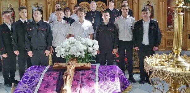 Встреча в храме со студентами Приморско-Ахтарского техникума индустрии и сервиса