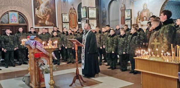 Кадеты молились в Бриньковском храме великомученика Георгия Победоносца