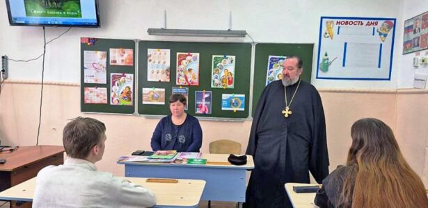 Круглый стол в Приморско-Ахтарской школе № 3 посвятили семье и семейным ценностям