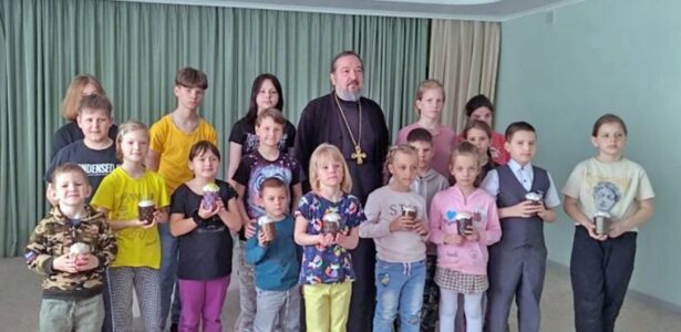 Акция «Дари радость на Пасху» в Приморско-Ахтарском центре «Доброта»
