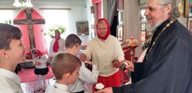 Детский концерт в храме мученика Иоанна Воина станицы Ольгинской