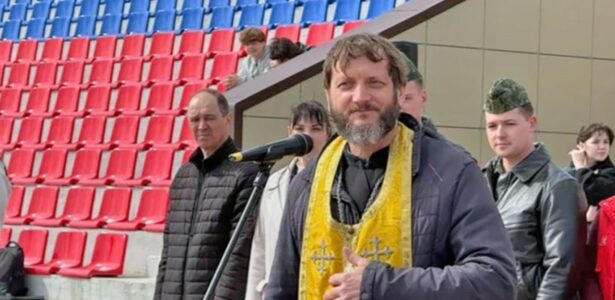 Священник благословил призывников Приморско-Ахтарского района