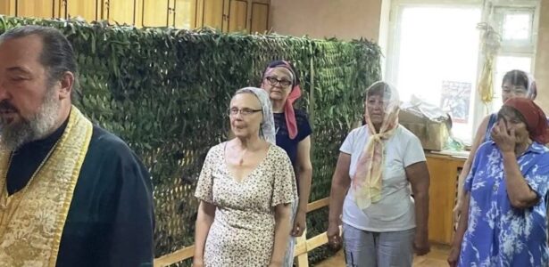 Освящение маскировочных сетей в Приморско-Ахтарске
