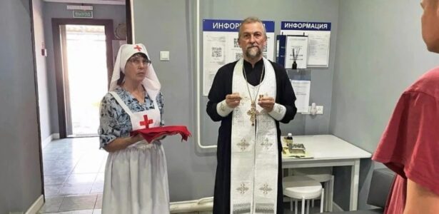 Встреча с благочинным в психиатрической больнице посёлка Приморского
